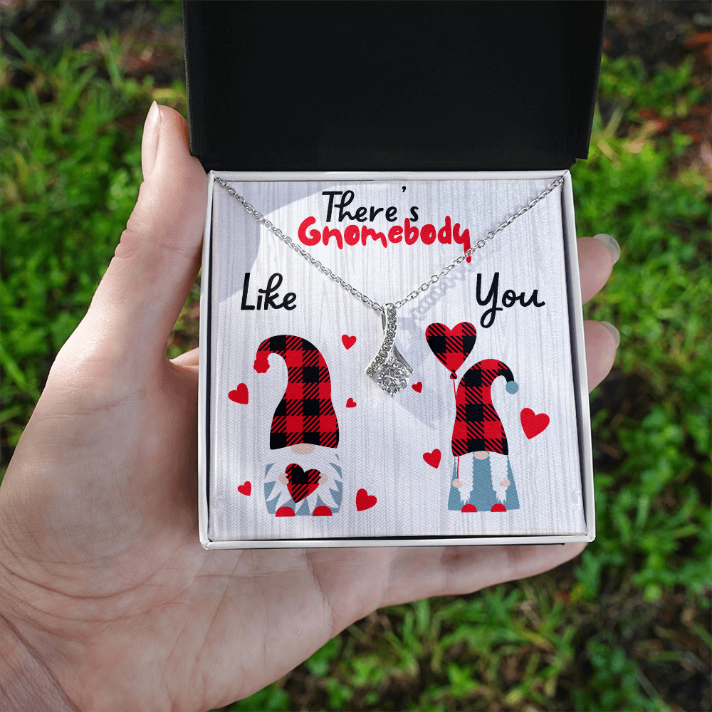 Gnome - There's Gnomebody - Alluring Beauty Necklace