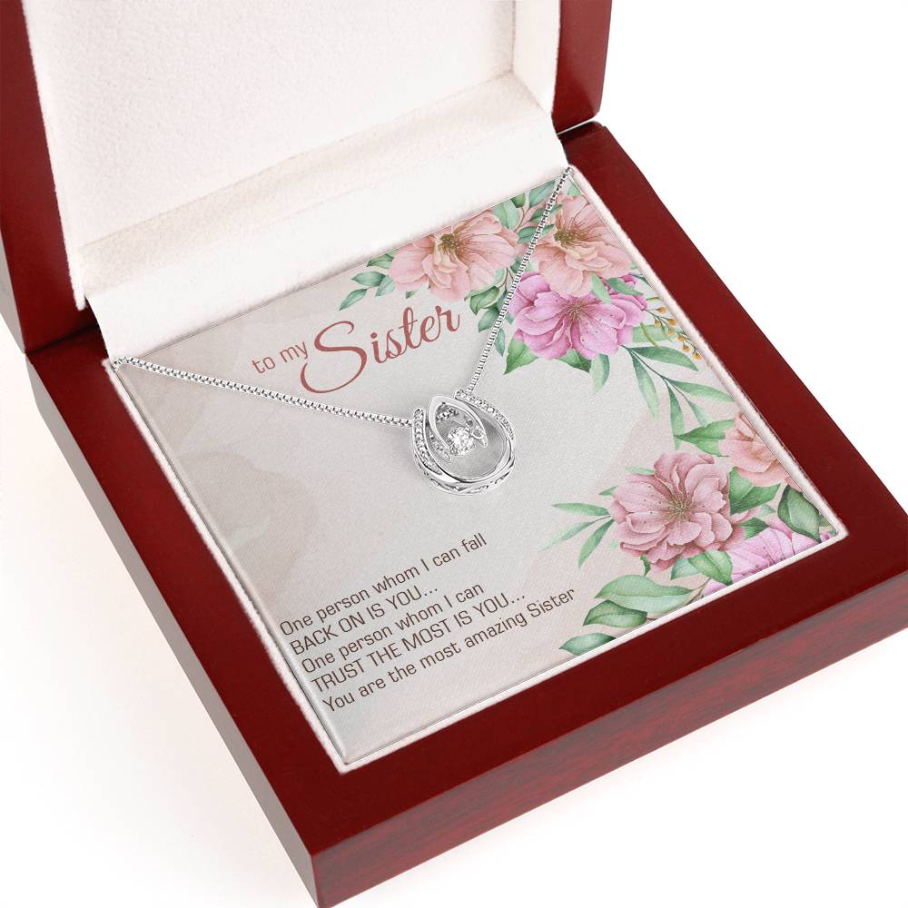 To Sister - One person - Lucky In Love Necklace