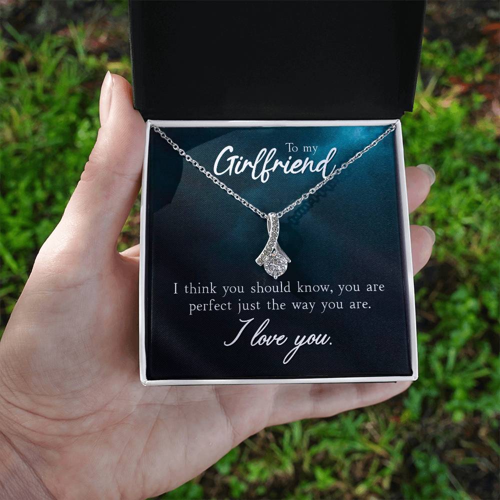 To Girlfriend - I think you - Alluring Beauty Necklace